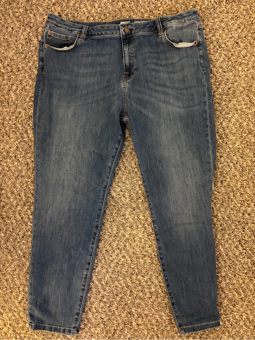 Amazon Essentials Women’s Blue Skinny Jeans